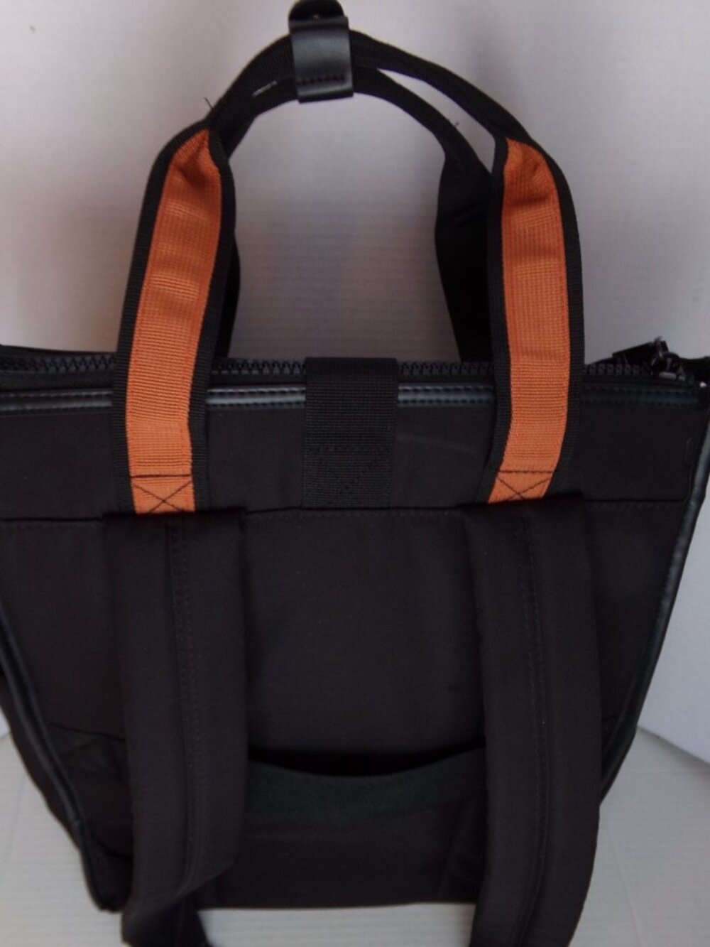 New Without Tags Joan & David Backpack Tote Canvas Lots Of Pockets - Picture 6 of 15
